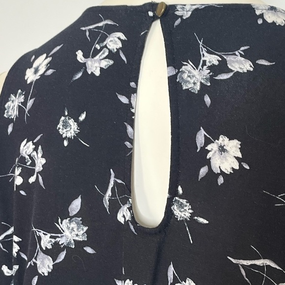 Xhilaration Floral Cold Shoulder Dress Sz Large - Picture 5 of 6